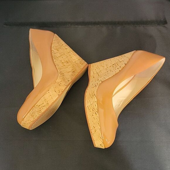 BRAND NEW VINCE CAMUTO SLIP-ON STYLE WOMEN'S WEDGE SHOE G1 - Picture 13 of 16